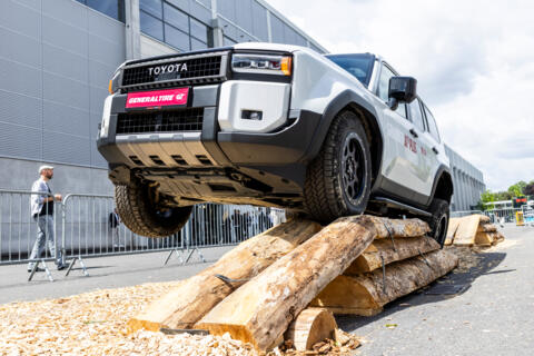 tire_26_017_096