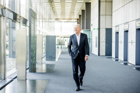 04_portrait_22_005_057