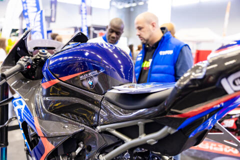intermot_25_018_008