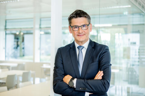 z_portrait_22_005_032