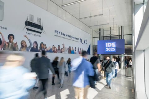 ids_25_037_023