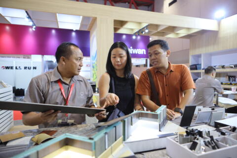 04_Koelnmesse_JV_Indonesia_interzum_Copyright_Koelnmesse_Ferry_Ar