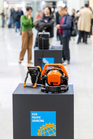 asia_25_005_086